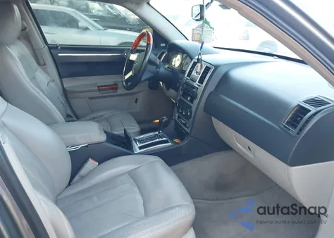 2006 Chrysler 300C из США, поврежденный, VIN 2C3KA63H06H225862